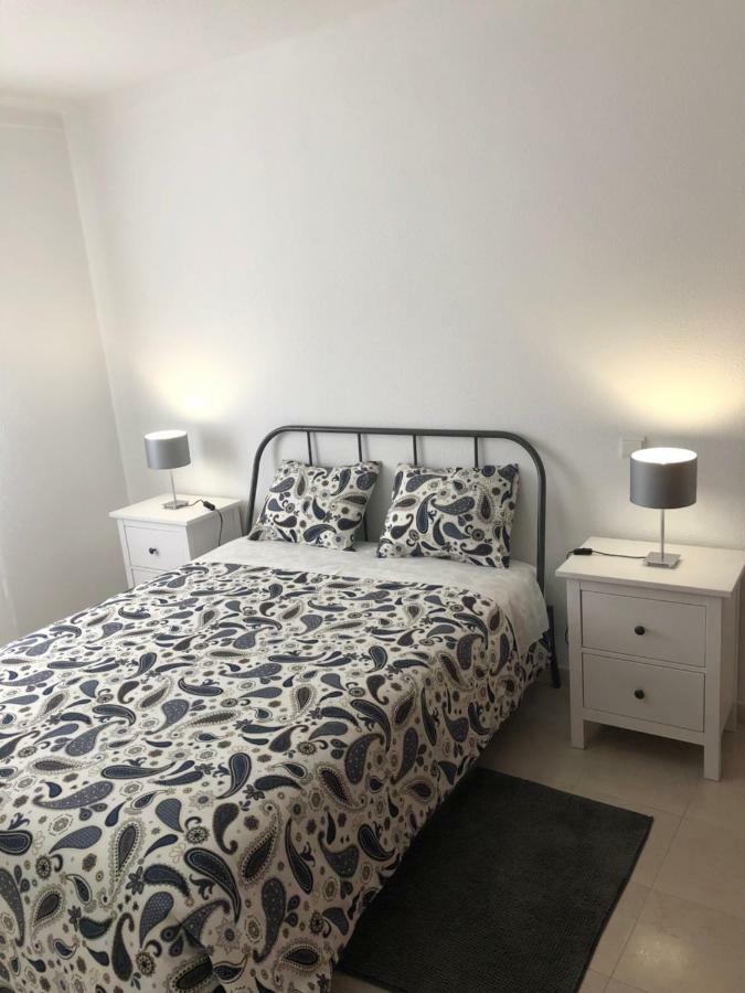 Olinda'S 2 Bedroom Apartment Lagos Exterior photo