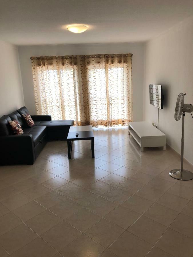 Olinda'S 2 Bedroom Apartment Lagos Exterior photo